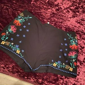 Brand: Xhilaration Size: 2XL Color: Black